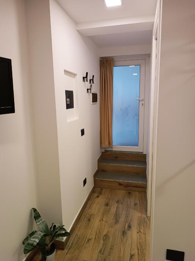 Touch&Go - Stanza privata con servizi Ciampino Esterno foto